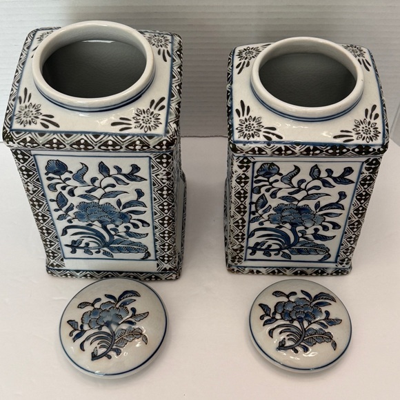 Set -2 Floral Ceramic Ginger Jars • Lidded Canister Pair • Chinoiserie Elegance - Picture 2 of 14